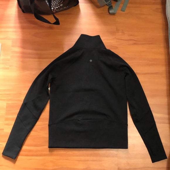 Lululemon 1/2 Zip Jacket - Picture 2 of 3